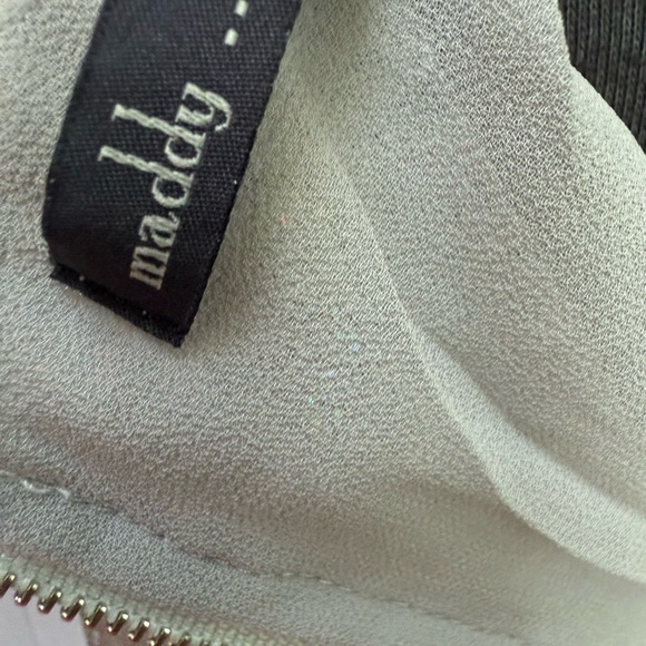 Honey Maddy Silver Sequin Women's Top. Size M. New with tags. - Picture 8 of 8